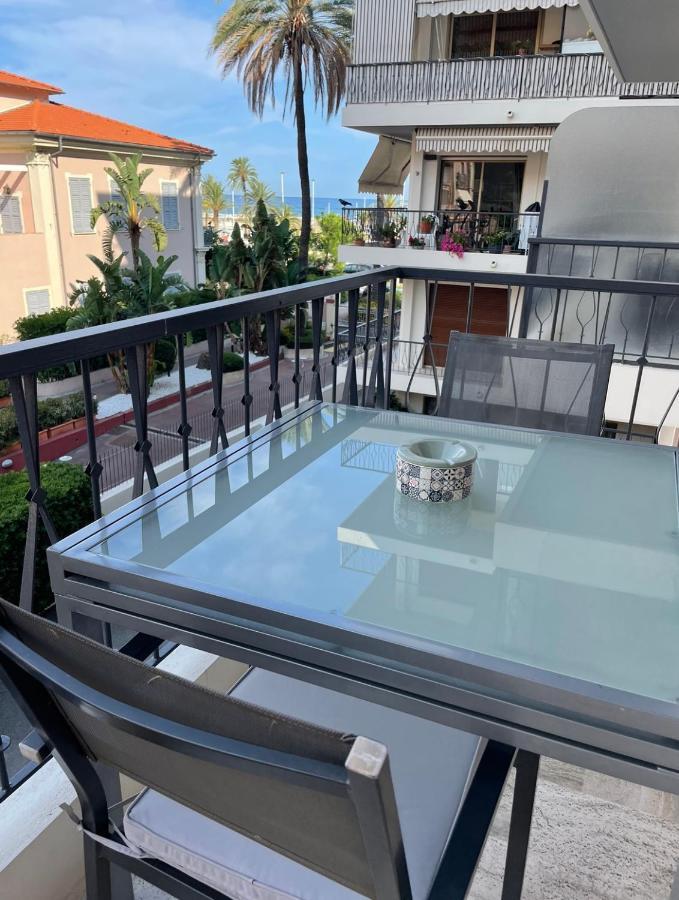 Studio 2 Pers , 40M2 En Bord De Mer Avec Vue Mer Мантон Екстер'єр фото
